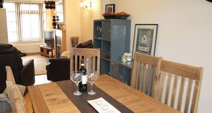 Spacious 4-Bedroom Townhouse in Prime South Belfast Location