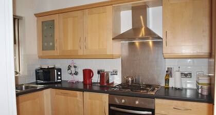 Spacious 4-Bedroom Townhouse in Prime South Belfast Location