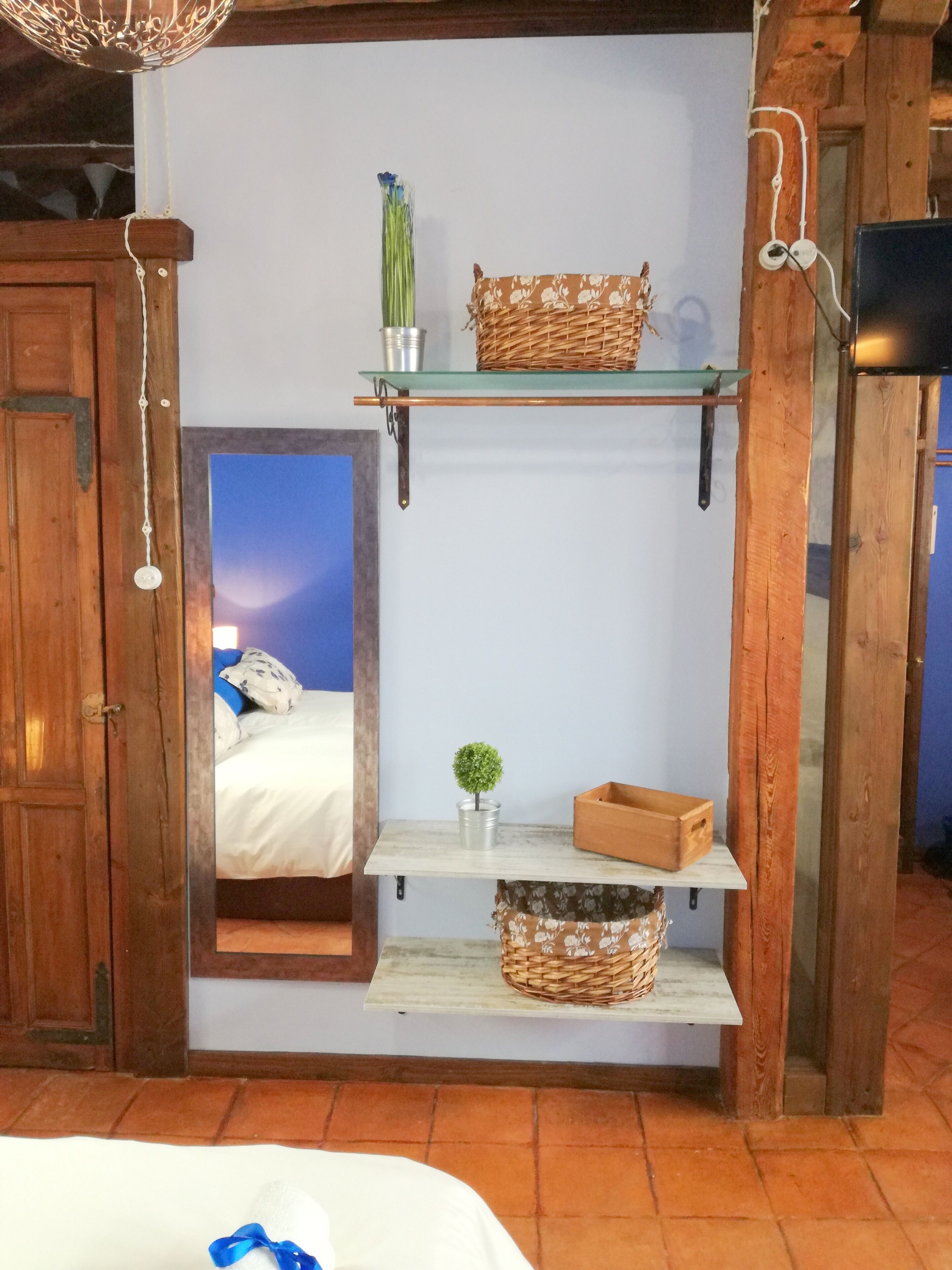 1 slaapkamer, een strijkplank/strijkijzer, gratis wifi, beddengoed