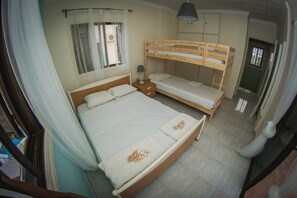 3 habitaciones, escritorio y sistema de insonorización 