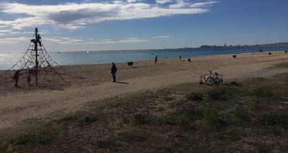 Cómodo y luminoso apartamento a 20 minutos del centro de Barcelona