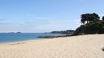 Plage à proximité, serviettes de plage