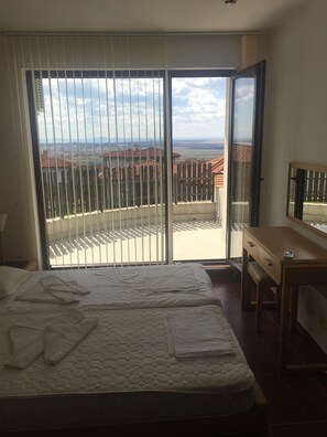 3 Schlafzimmer, Bügeleisen/Bügelbrett, Internetzugang, Bettwäsche