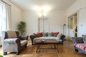 TV - Historic Cultural Corner (VII. kerület)