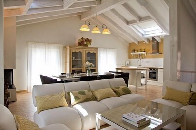 Casa Rural Gailupa for 8-10 people