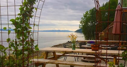 Hjellup Fjordbo, house 3 - New on Homeaway!