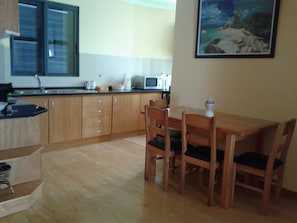 Dining - BARROS APARTMENT: Offers views of the ocean and mountains—visit Madeira’s many attractions. (Estreito De Câmara)
