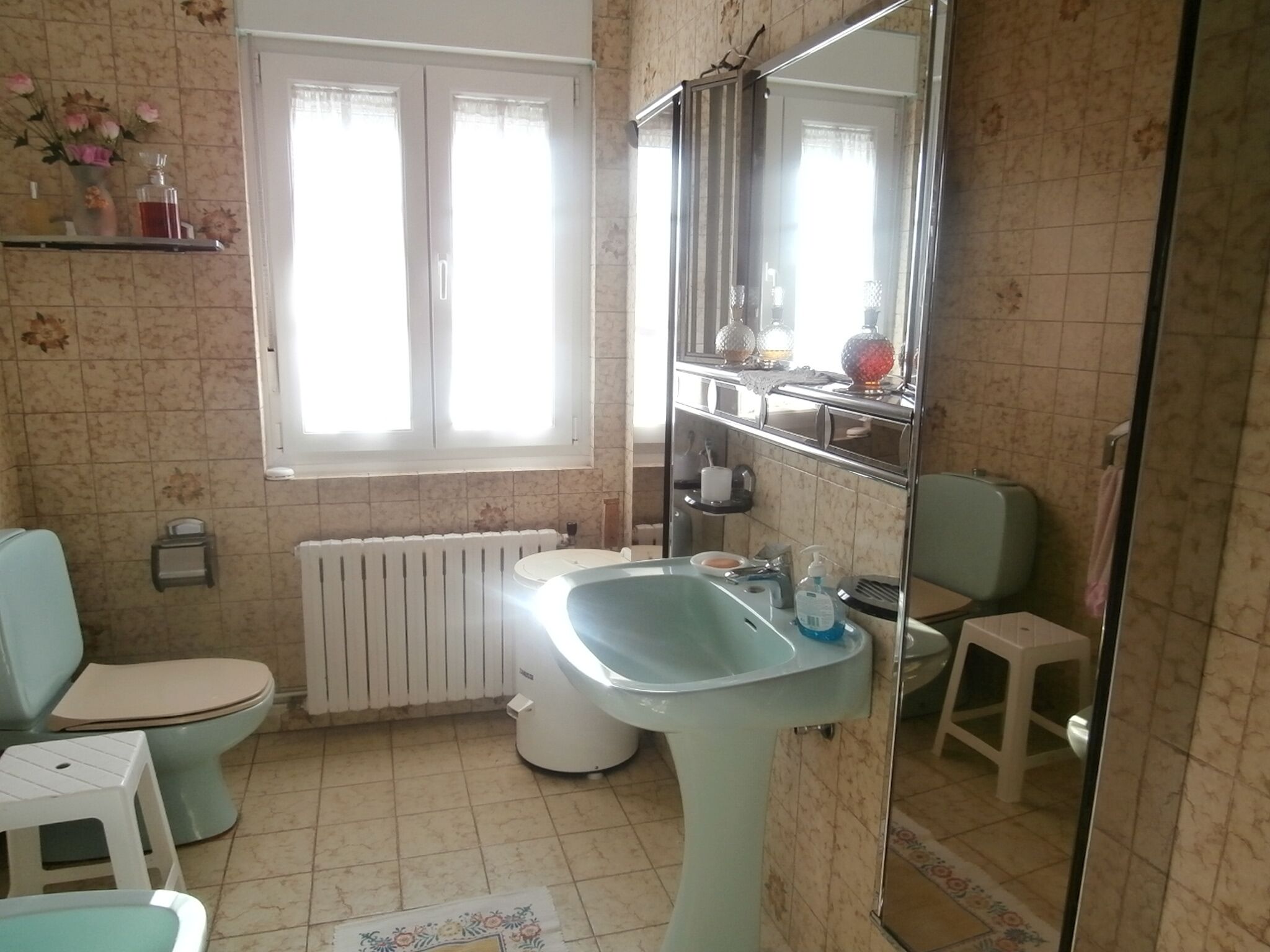 Handtücher, Toilettenpapier