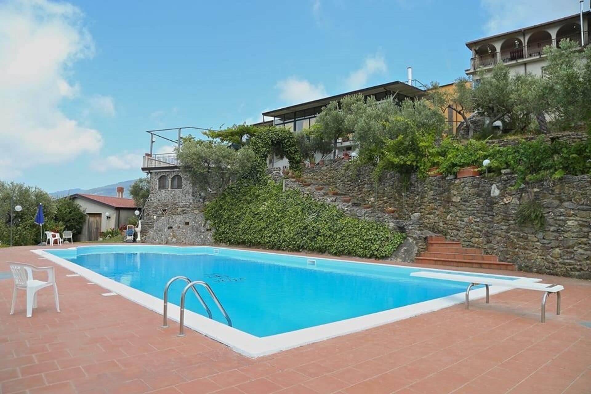 AGRITURISMO VOTA, RELAXATION OASIS, POOL, FAMILY HOLIDAY, CALABRIAN CUISINE