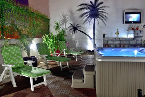 Luxury Penthouse-Spa Apartment Maric