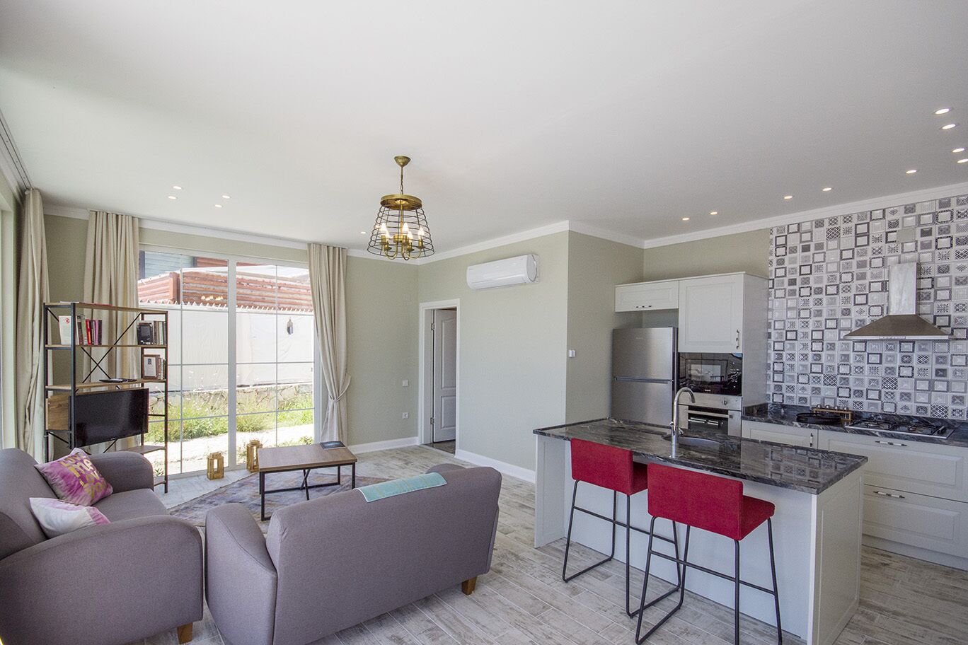 Secluded 1 Bedroom Villa with Magnificent Sea Views and Infinity Pool