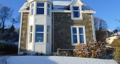 Bute House - Great Sea Views!