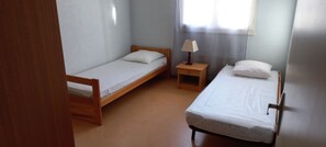 3 Schlafzimmer, Bügeleisen/Bügelbrett, Internetzugang