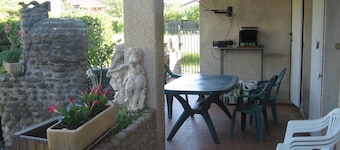 Basaltine: 90m2 talo sijaitsee Jaujac (Ardèche), 3 makuuhuonetta