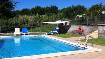 Piscina all'aperto