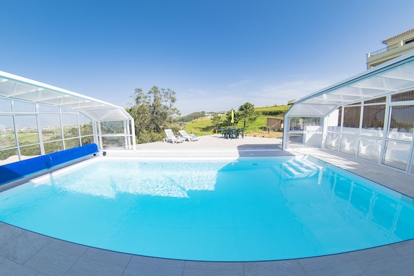 AuĂenpool, beheizter Pool