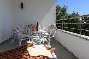 Outdoor dining - Fiora delux M Premantura (Premantura)