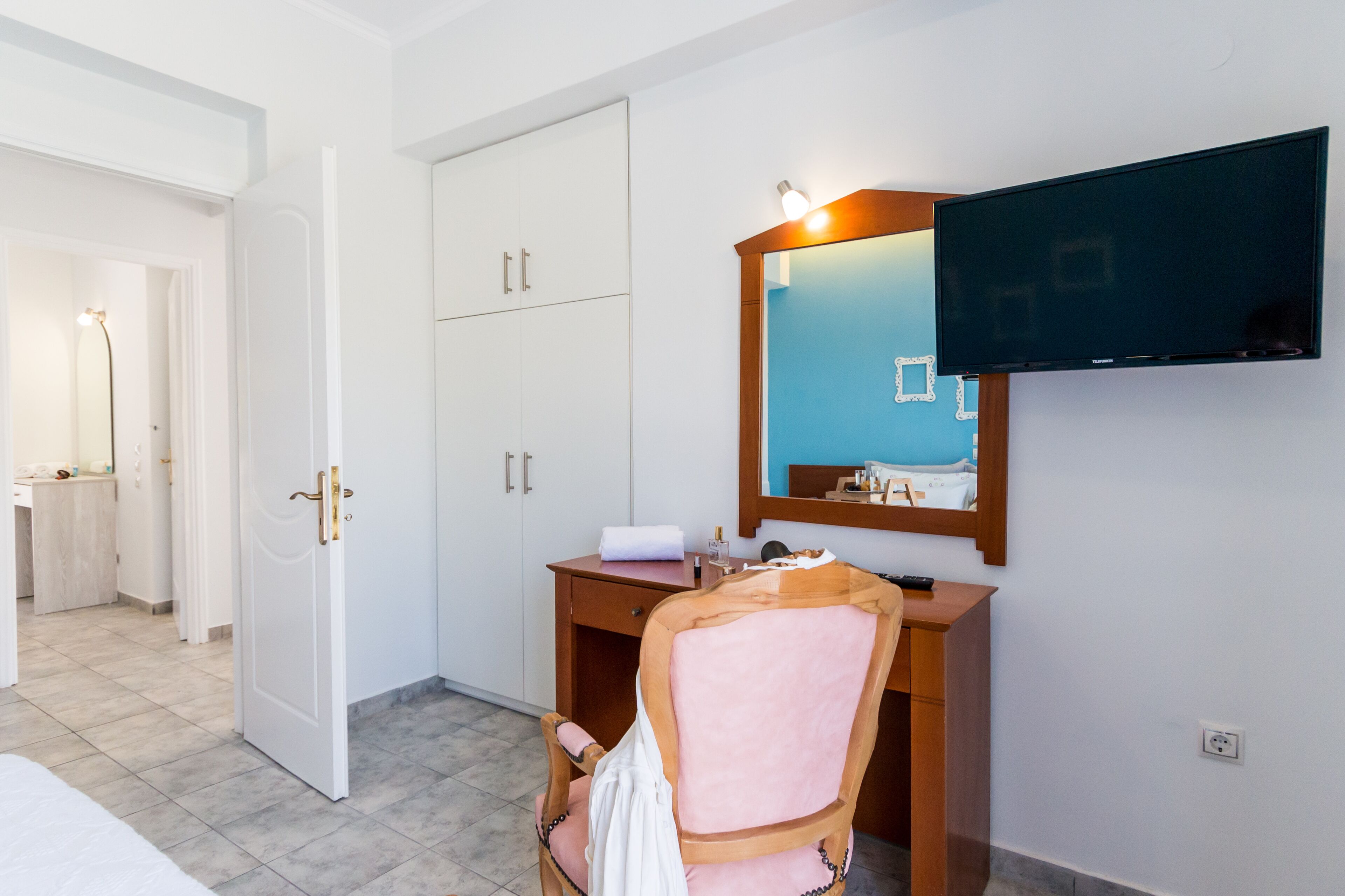 Enjoy your destination in Zakynthos by staying in Margaris Villas!