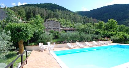 HOLIDAY HOME "L'OASI" IN ASSISI - Private entrance, Garden with swimming pool