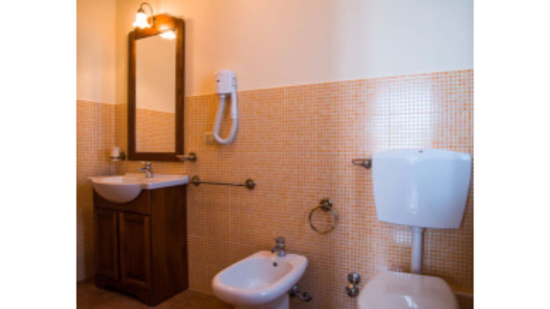 Agriturismo La Brezza the scent of relaxation TRIPLE 1