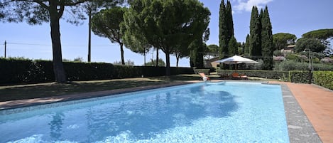 Piscine extérieure