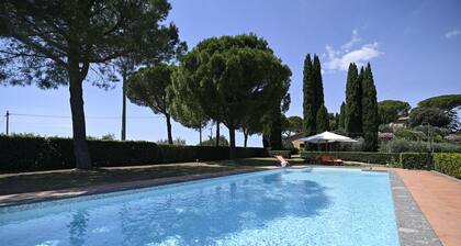 Exklusive Villa mit privatem Pool und Tennis in Rom - Villa Mary