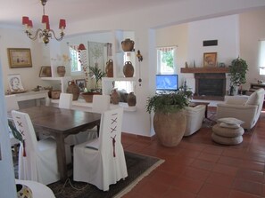 Dining - Villa golfe de St Tropez, quiet comfortable, bungalow 6 pers (Cogolin)