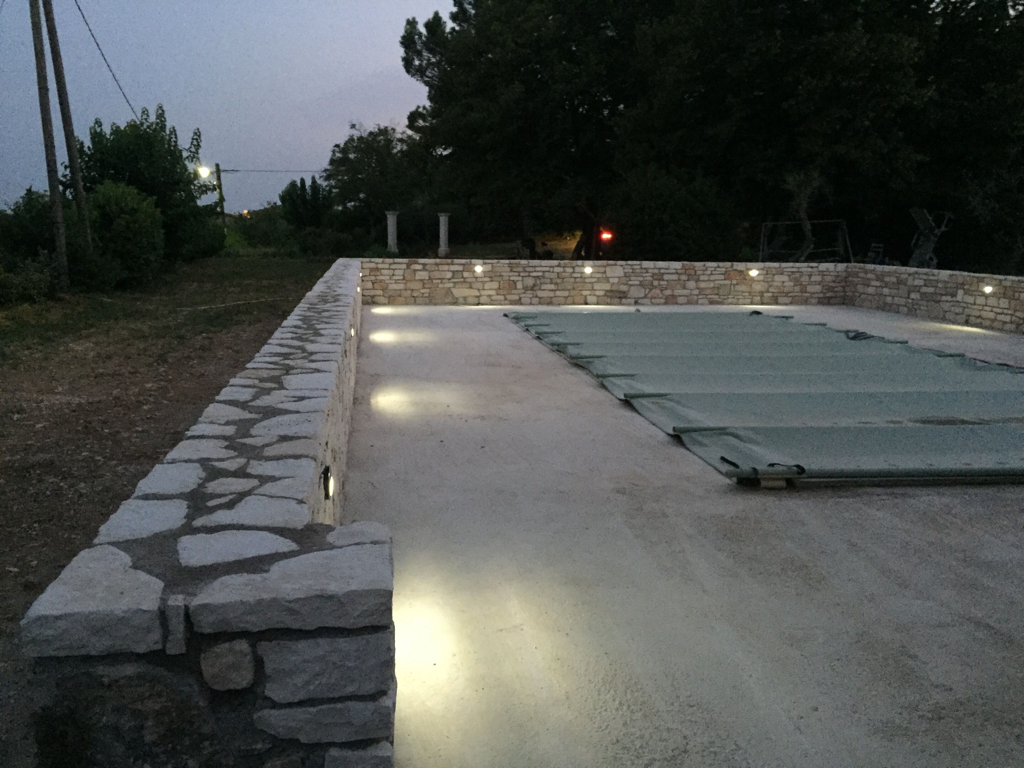 piscine avec dispositif de sécurité homologé