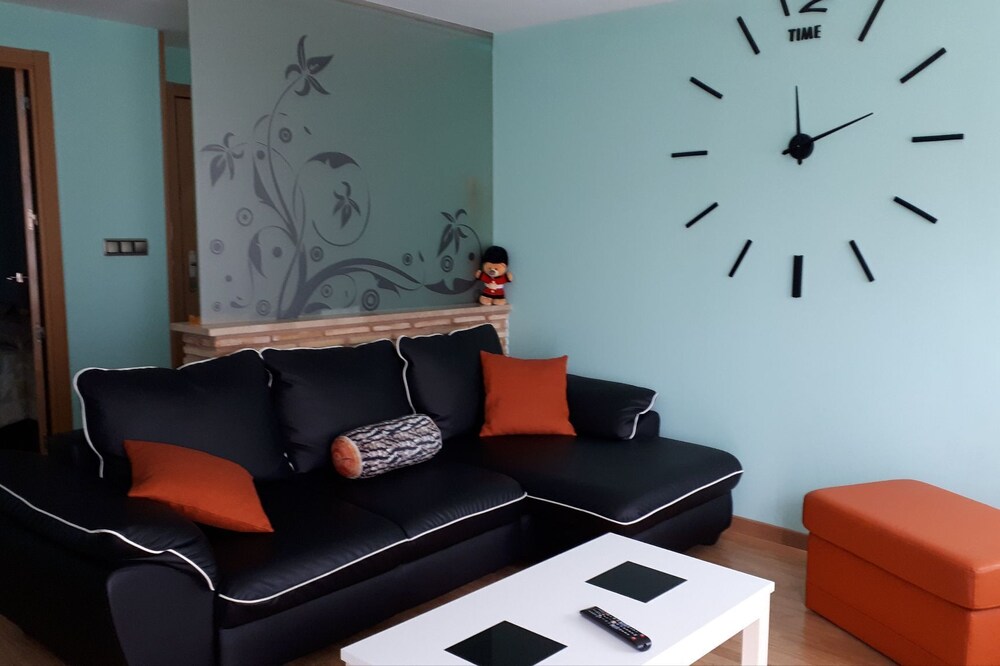 HOUSE FOR TOURIST USE "PORTAL DE TERUEL"