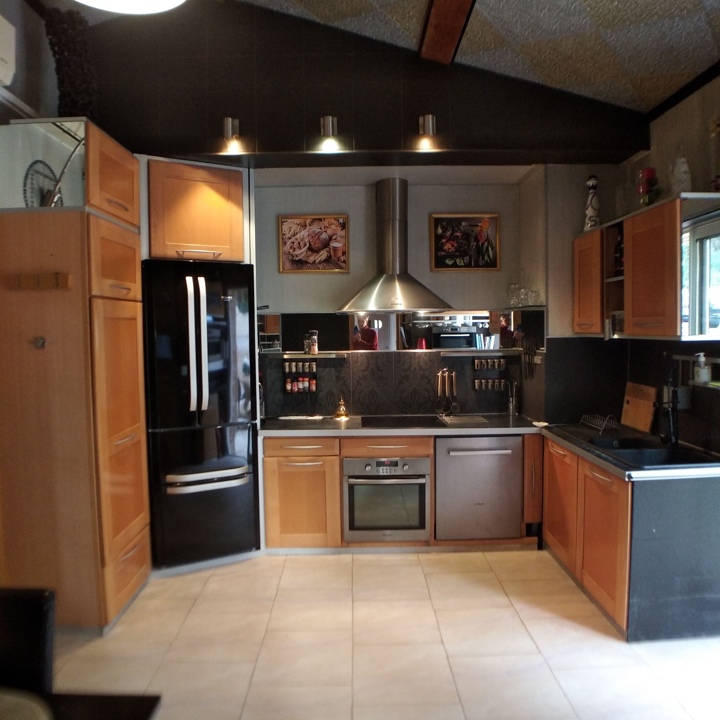 Spacious and relax new villa with a / c