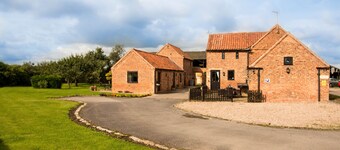 Little Tithe Barn, Lodge Barns, Morton near Southwell, Country Get Away