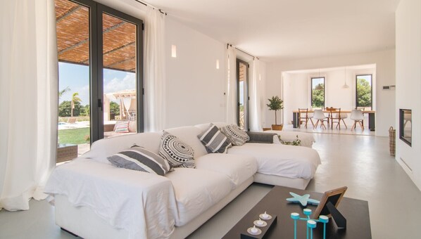 Téléviseur connecté, foyer