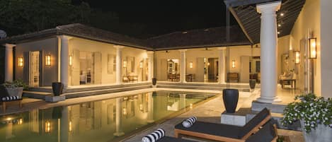 Piscina a l'aire lliure