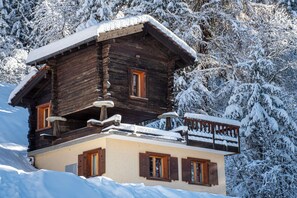 Exterior - Chalet Cuckoo, Romantic Alpine Getaway. Val d'Anniviers, Valais, Switzerland (Ayer)