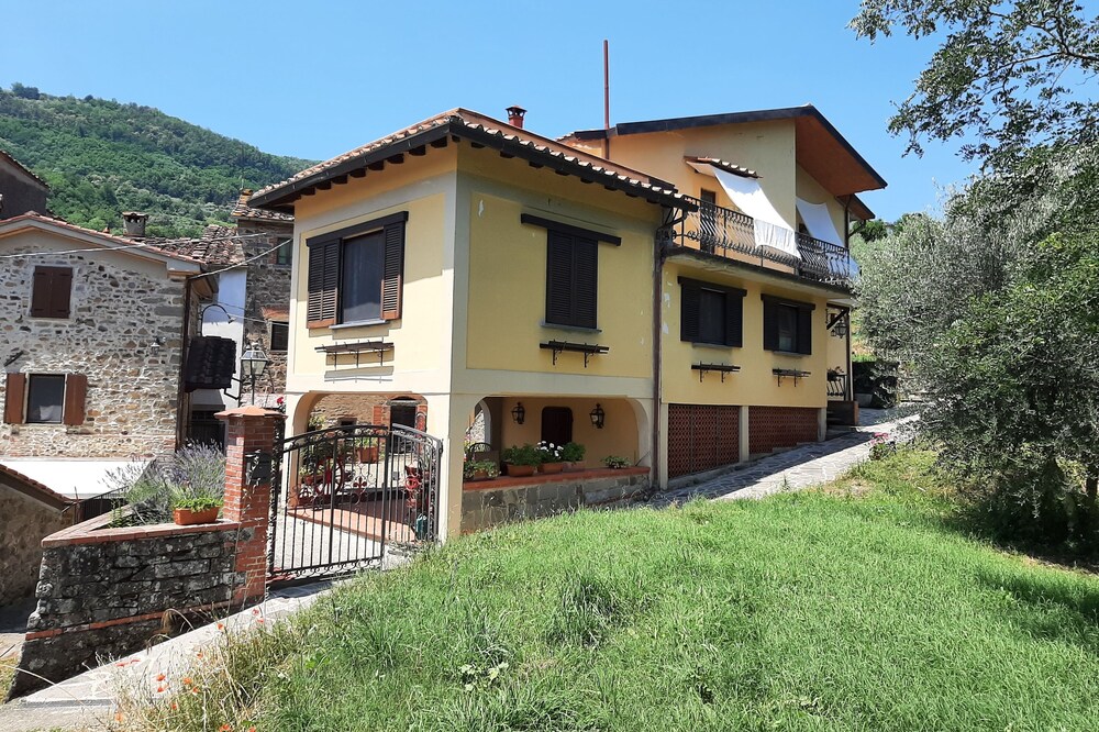 Country house in Tuscany, quiet and comfortable - lower floor