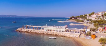 Modern apartment Bakota in Duće with amazing sea view, 200m from the beach