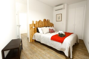 1 chambre, fer et planche à repasser, Wi-Fi, literie fournie