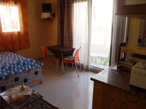 1 chambre, Wi-Fi gratuit, draps fournis