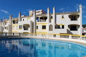 Piscina all'aperto
