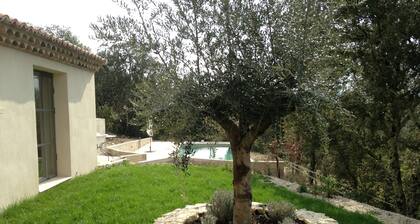 Gßte à la ferme sur domaine équestre / piscine