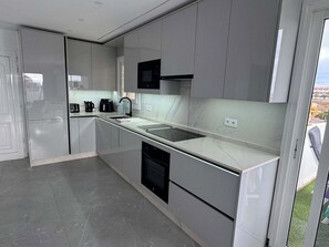 Coffee/tea maker, fridge, microwave, oven - Sunset Bay 45 - Two Bed (Costa Adeje)