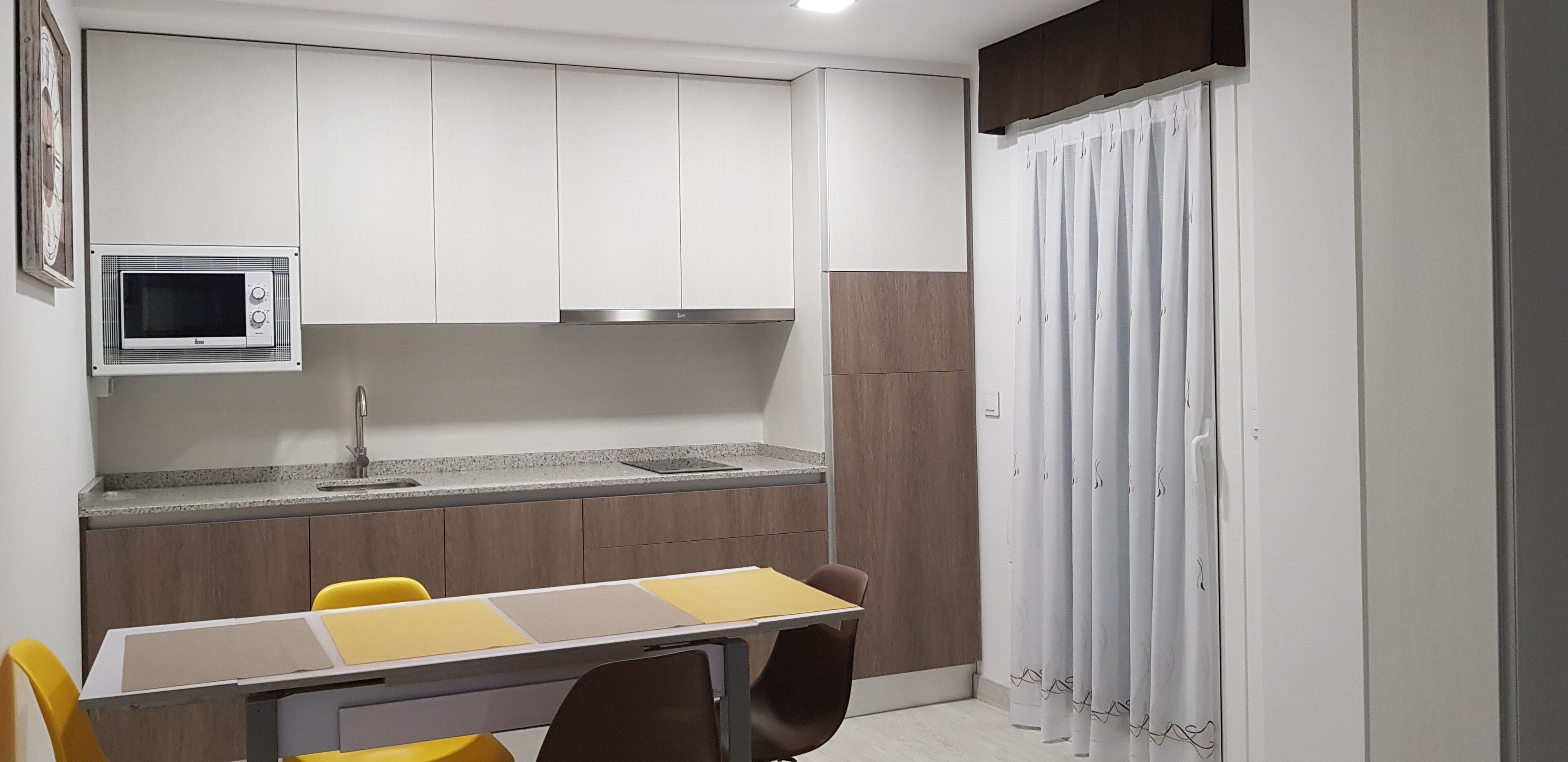 MIRADORES DEL ISASA - VIURA-NEOSENS STUDIO APARTMENT