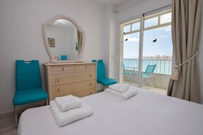 2 slaapkamers, een kluis op de kamer, een strijkplank/strijkijzer