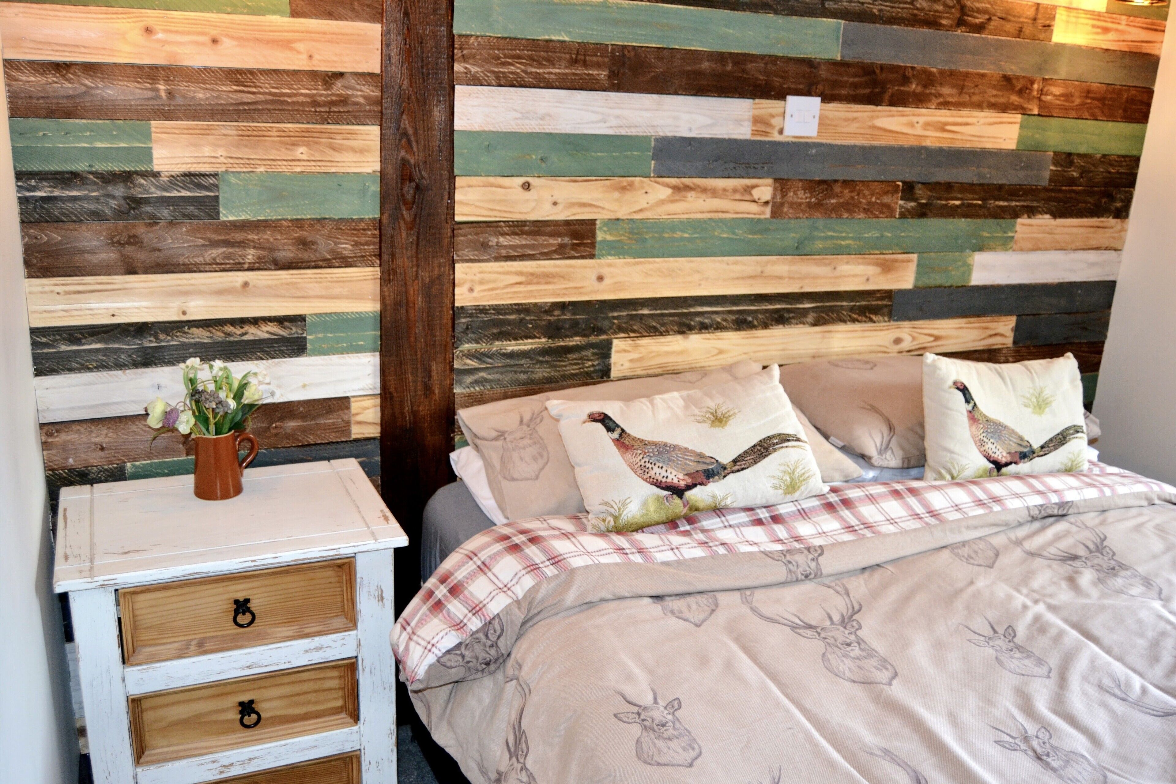 1 soverom, strykejern/-brett, wi-fi (inkludert) og sengetøy