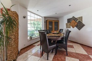 Dining - Luxury villa with pool (Silves)