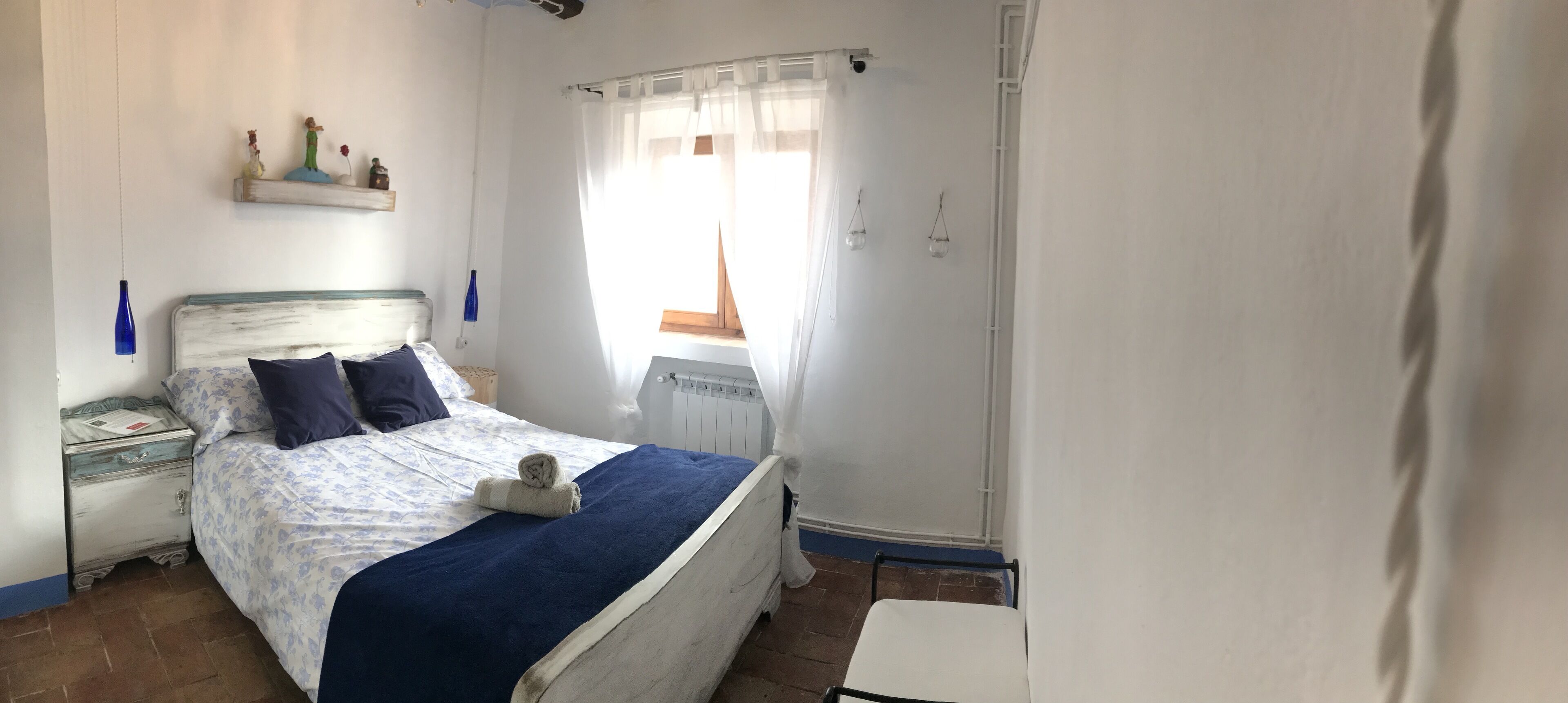 Cottage with fireplace Ca l'Esquelleta with a capacity of 1 to 8 people