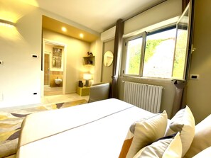 2 bedrooms, in-room safe, iron/ironing board, travel crib - "MOTTOLA APARTMENT" Suite 200 mt from the sea (Tropea)