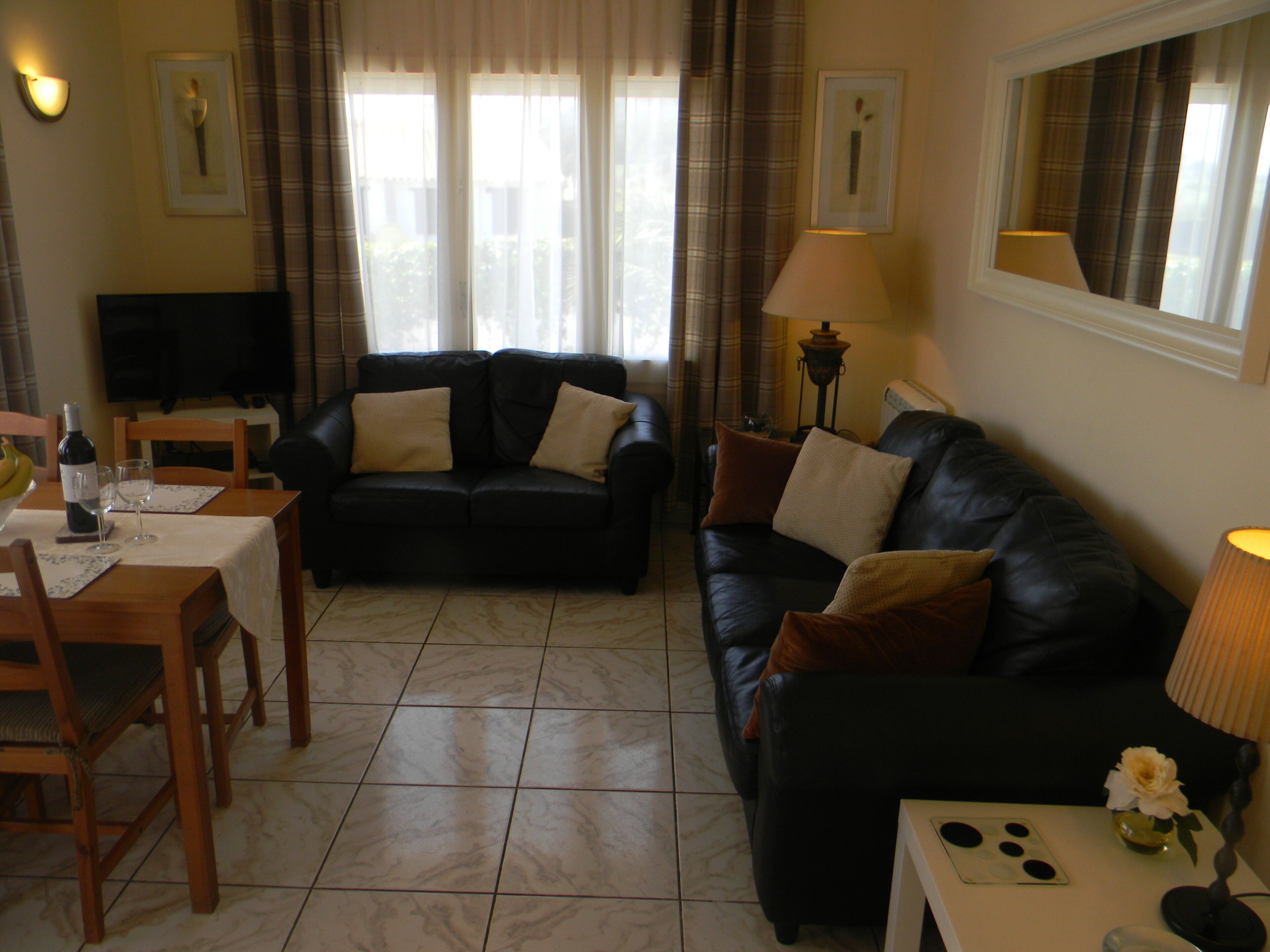 Lovely 2 bedroom villa with private pool(1)