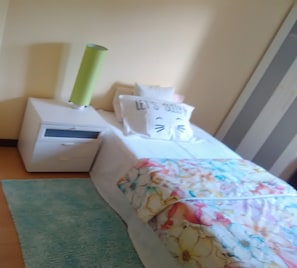 1 bedroom, WiFi, bed sheets