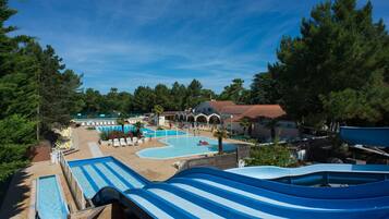 Piscine couverte, piscine extérieure